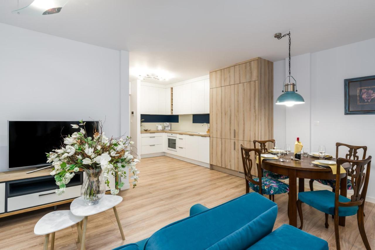 Villa Venecja Apartment Chwaliszewo With Free Garage City Center By Noclegi Renters Poznań Exterior foto